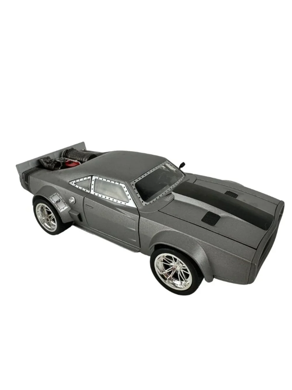 Jada Toys The Fast and The Furious 8 Dom's Ice Charger Die Cast Model 1:24 Scale